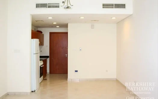 STUDIO FOR SALE | THE CRESCENT B | VACANT IN OCTOBER