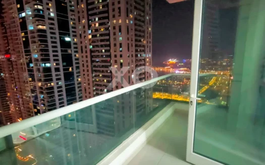 Vacant | High Floor | Marina Sea | Renovation Opp